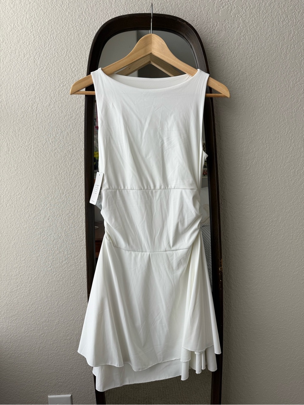 Kaximil White Tennis Dress Sleeveless Ruched Waist Flowy Skirt Size M